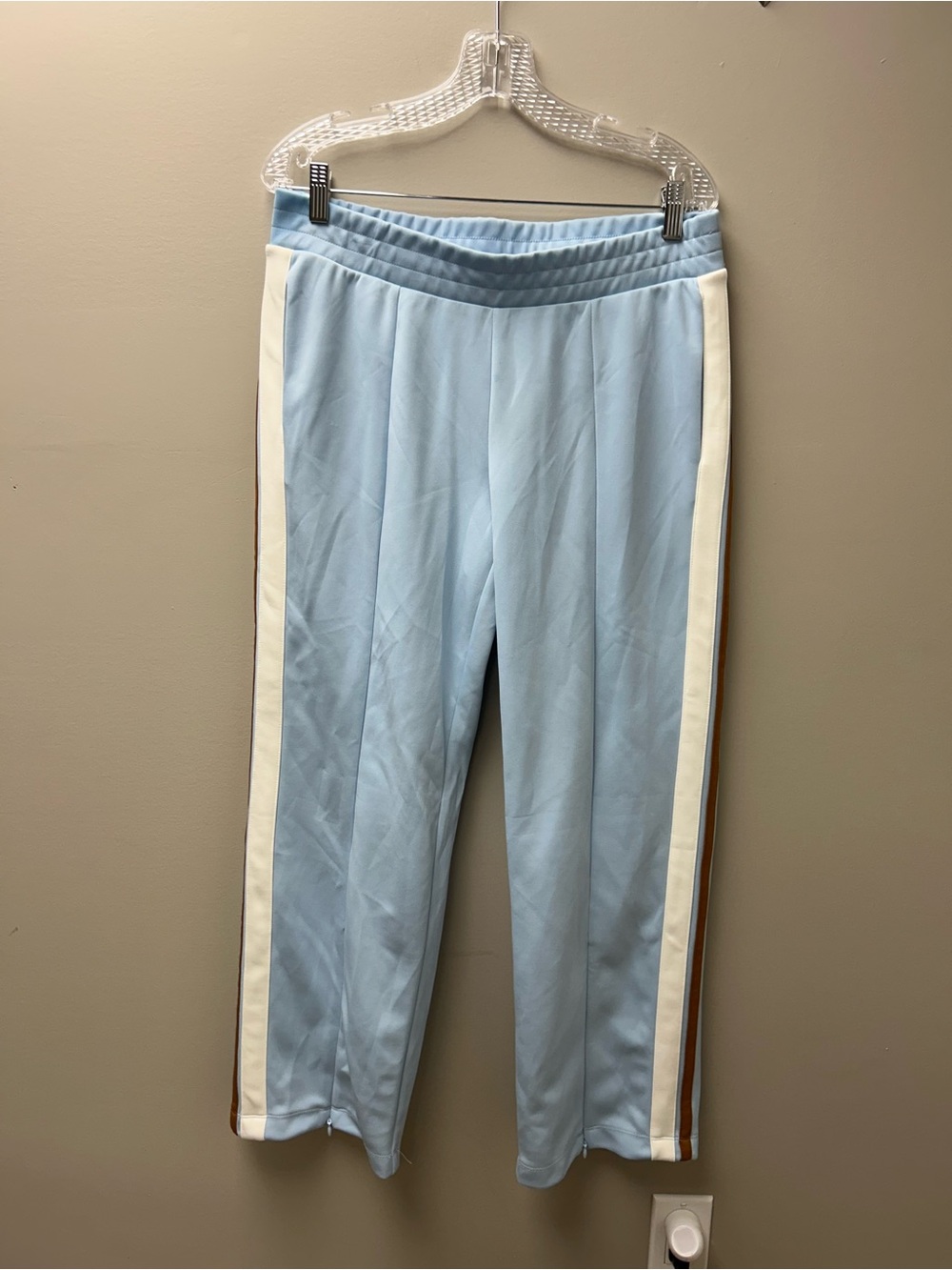 Wild Fable Women’s High Rise Blue w/ White & Brown Stripe Trackpants
